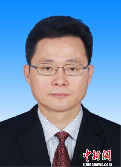 李玉妹主持广东省人大常委会党组理论学习中心组专题学习会