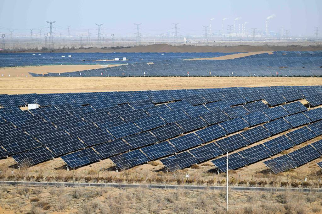 内蒙古新能源装机并网规模突破1亿千瓦