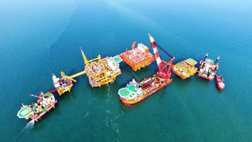 中国海油在南海超深水超浅层探获千亿方大气田