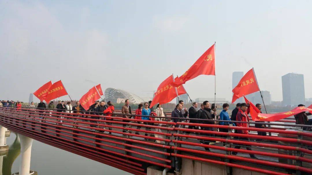 中国一冶成立70周年“重走企业发展路”系列活动首站在武钢举行