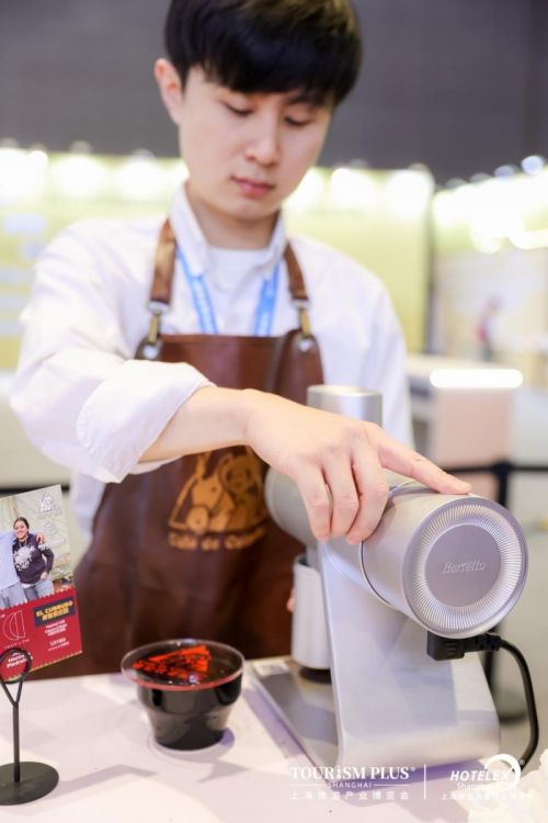 易捷咖啡助力2025环塔拉力赛