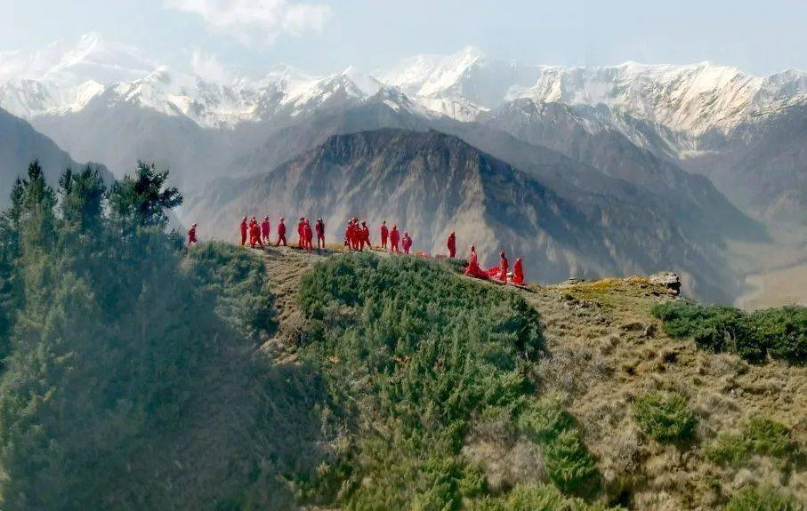 中国石油西南油气田建设楚攀“光伏走廊”降碳增绿